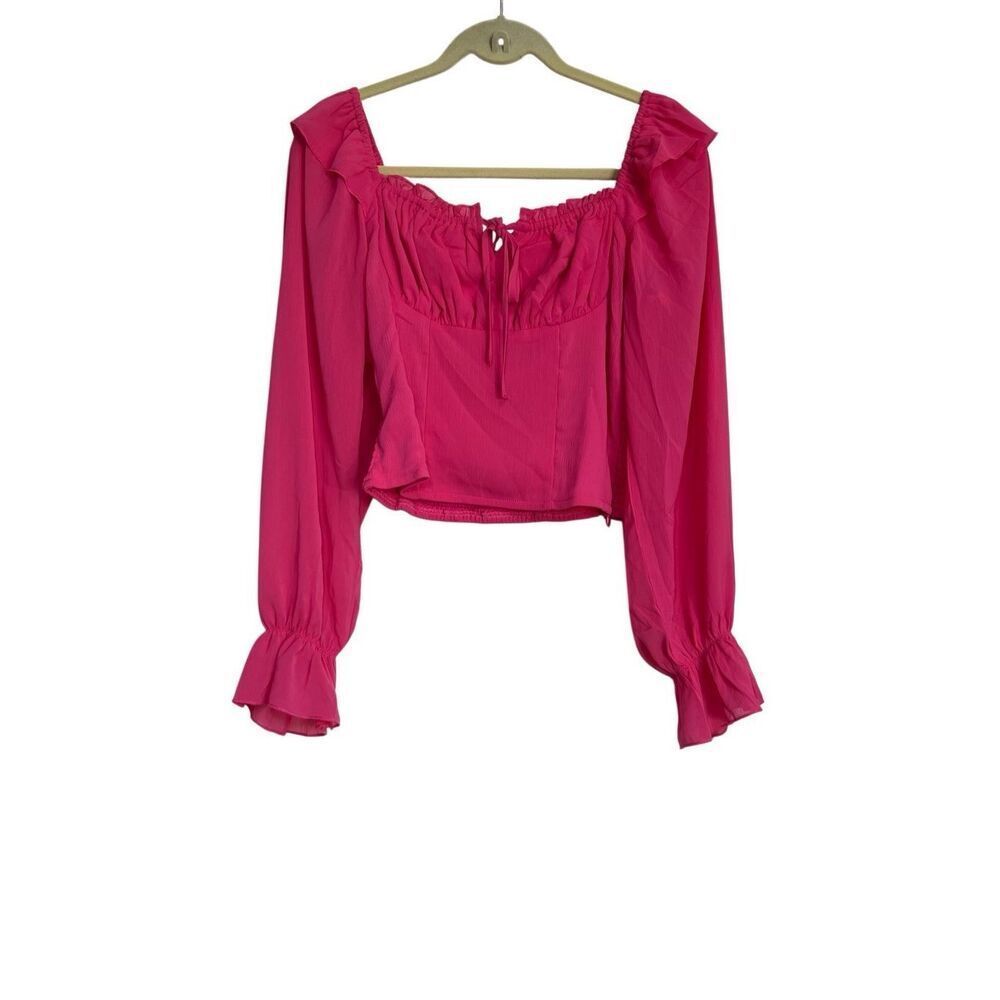 Vici Top Womens Size Medium Pink Julie Cropped Smocked Ruffle Long Sleeve NWT‎